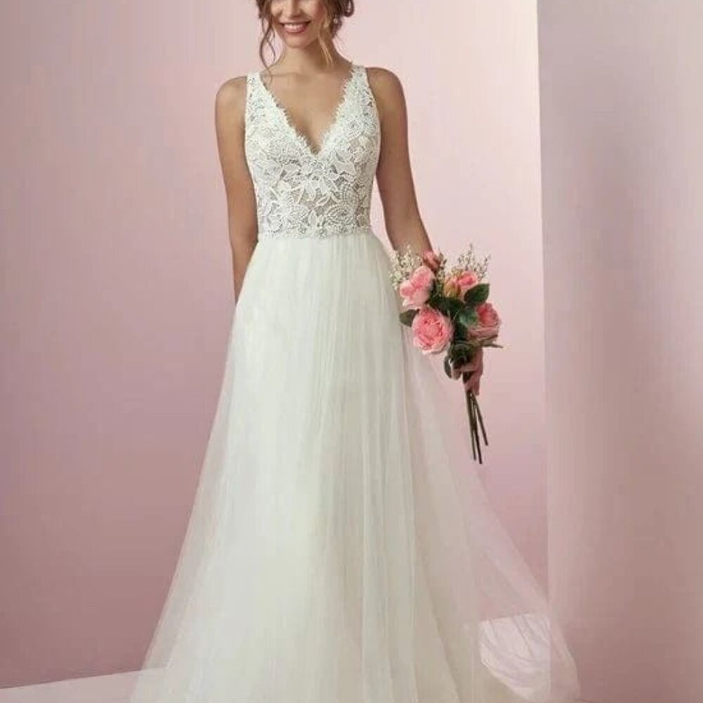 Rebecca Ingram Connie Wedding Gown Size 10